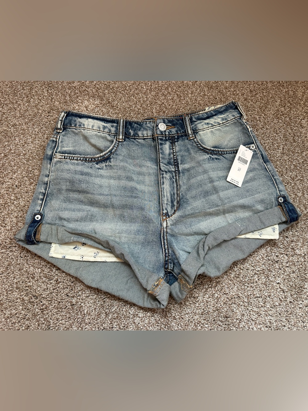 NWT Pilcro Jean Shorts- Anthropologie Size 27- Light Cuffed Denim With Pockets